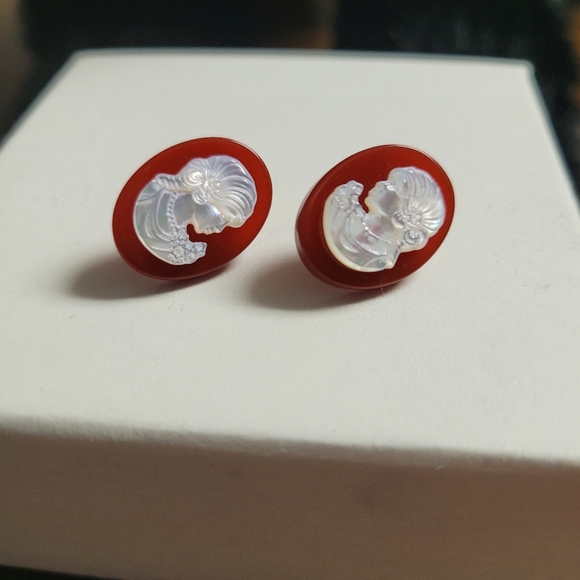 AuthenticRedAgateCameoEarrings - Picture 12 of 14